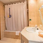Silvota 3*