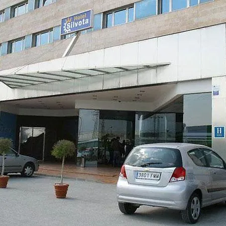 Silvota فندق